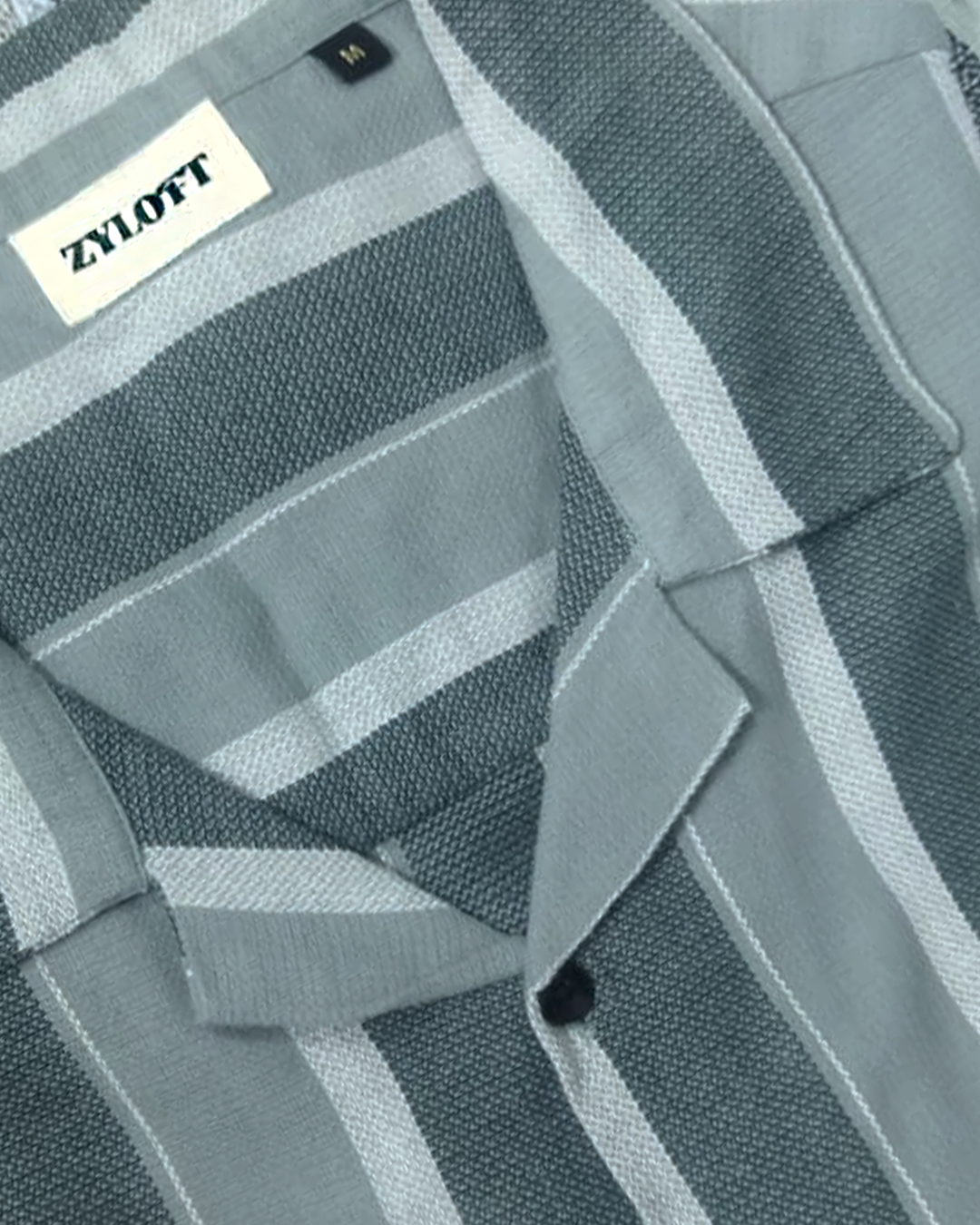 Zyloft Men Striped Button-Down Short Sleeve Shirt